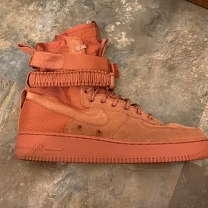Nike SF Air Force one Dusty Peach